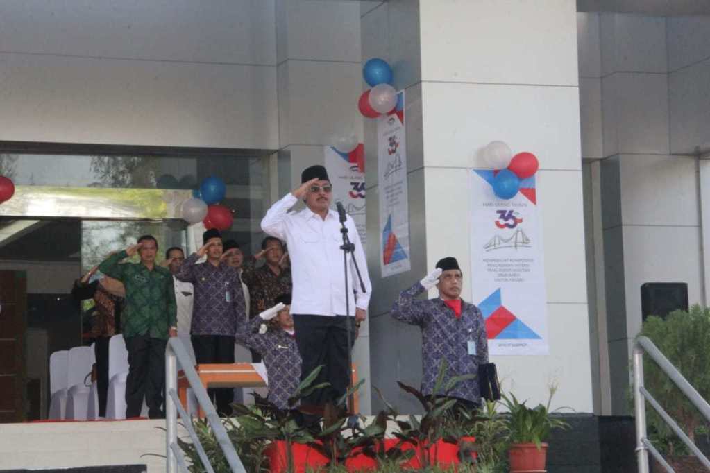 Gubernur Nurdin Basirun menjadi inspektur upacara HUT BPKP ke-36, Jumat (31/5). IST