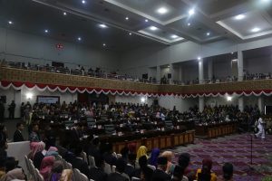 Suasana jalannya paripurna sidang paripurna Pemberhentian Anggota DPRD Kepri periode 2014-2019 dan Sumpah Janji anggota DPRD Kepri periode 2019-2024.