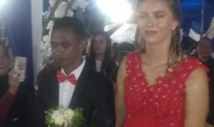 Screenshot_2019-11-30-22-22-45-082_com.miui.gallery