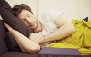 Tidur sehat. (internet)