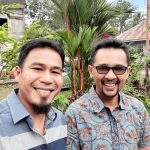 Eka Kodya, S.Kom MM, sebelah kanan berkacamata Eka Kodya, S.Kom MM, sebelah kanan berkacamata