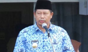 Anambas (HK) - Bupati Kabupaten Kepulauan Anambas (KKA) Abdul Haris, SH, memaparkan potensi Kabupaten termuda di Kepri ini di Kementerian Luar Negeri (Kemenlu). Langkah tersebut dilakukan agar potensi yang ada di Anambas dapat dijual hingga keluar negeri. "Kita sudah memaparkan potensi Anambas di Kemenlu," ujar Haris, Senin (2/12/2019). Ia menyebutkan, potensi Anambas sangat luar biasa, dengan 255 pulau dengan 26 diantaranya merupakan pulau berpenghuni. Bupati melanjutkan, dengan geografis kepulauan, Anambas sangat kaya dengan potensi alam baik itu pantai maupun pulau yang indah. "Selain itu daerah ini memiliki pulau dan pantai yang indah namun juga memiliki keindahan bawah laut yang sangat luar biasa," jelasnya seraya mengatakan daerah ini merupakan surganya para pelancong. Orang nomor satu di Anambas itu juga menambahkan, setelah audiensi dengan Kemenlu, akan dilaksanakan audiensi dengan Suhajar Dewantoro, Kepala BNPP. "Terakhir pada pukul 15.30 WIB akan dilaksanakan audiensi dengan CEO Buka Lapak.com direstoran Borobudur," katanya.(yud)
