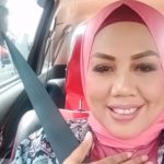 Elly Sugigi setelah potong gigi. (internet)..