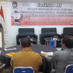 Ketua KPU Karimun, Eko Purwandoko membuka sosialisasi tahapan pilkada serentak 2020 di Hotel Alishan. (ilham/haluankepri.com) Ketua KPU Karimun, Eko Purwandoko membuka sosialisasi tahapan pilkada serentak 2020 di Hotel Alishan. (ilham/haluankepri.com)