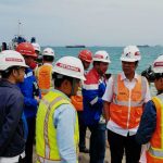 Plt Gubernur Kepri, H Isdianto, saat melakukan sidak di Terminal Bahan Bakar Minyak BBM di Pertamina Patra Niaga Kabil, Batam, Jum'at (6/12/2019). (istimewa)