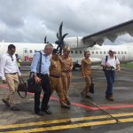 Menteri ESDM Timor Leste saat berjalan bersama Wakil Bupati Wan Zuhendra di Bandara Khusus Matak (istimewa) Menteri ESDM Timor Leste saat berjalan bersama Wakil Bupati Wan Zuhendra di Bandara Khusus Matak (istimewa)